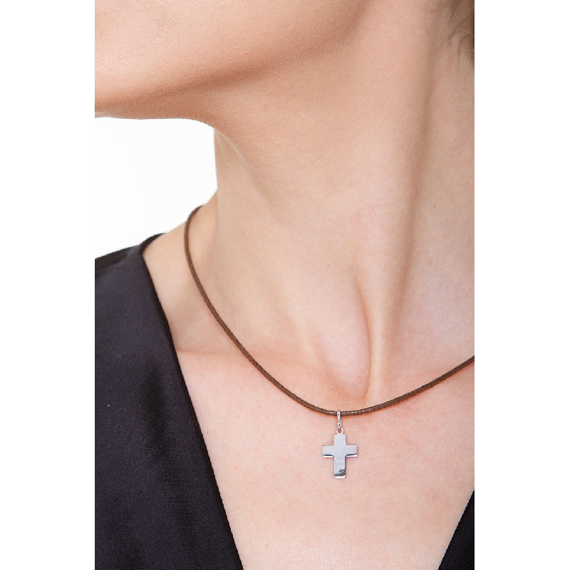 Pendentif croix rectangulaire en or blanc 18k
