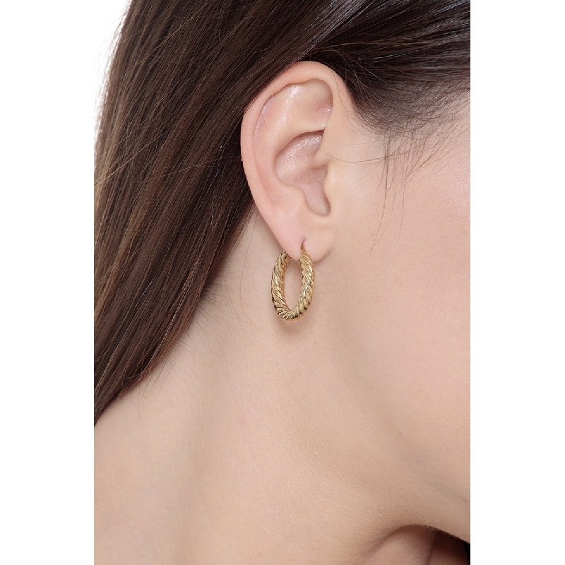 Boucles d’oreilles créoles torchon en or jaune 18k 1.5 cm