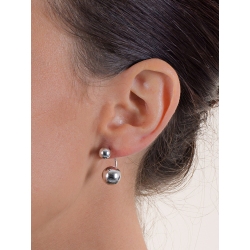 Boucles d'oreilles sphériques en or blanc 18k 2