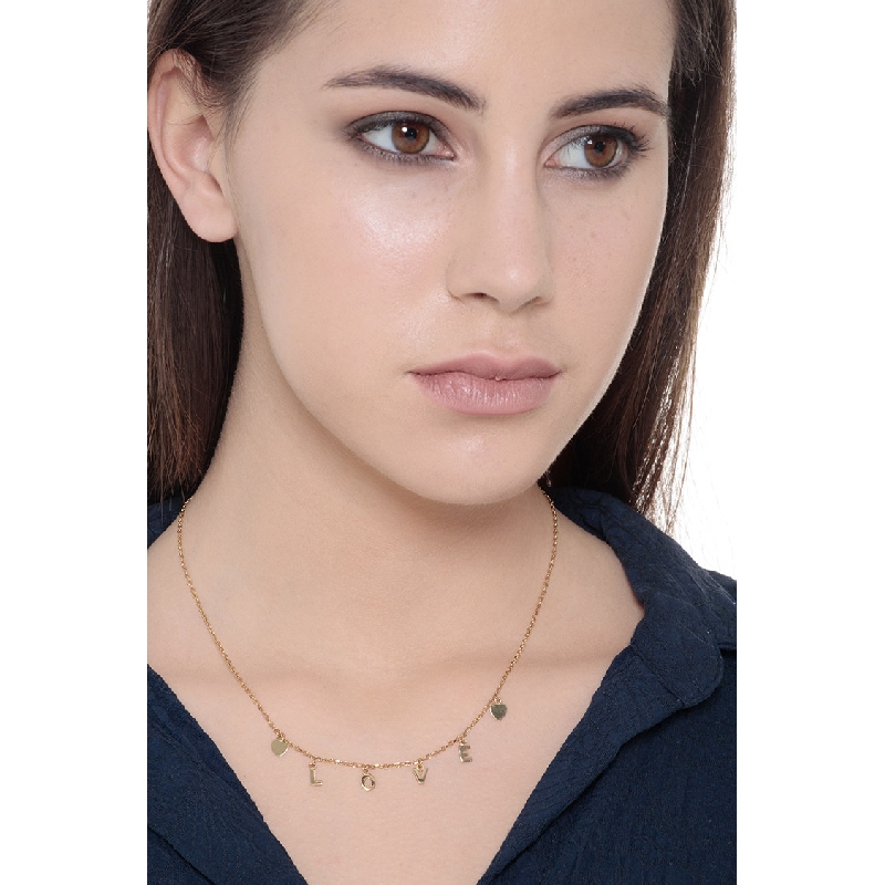 Collier en or jaune 18k avec deux petits cœurs et inscription LOVE