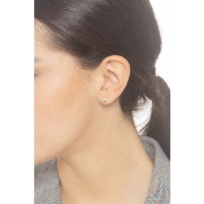 Boucles d’oreilles à griffes en or jaune 18k avec zircons