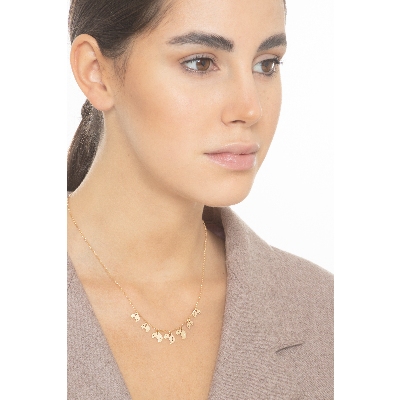  Collier en or jaune 18k avec sept charms en forme de feuille