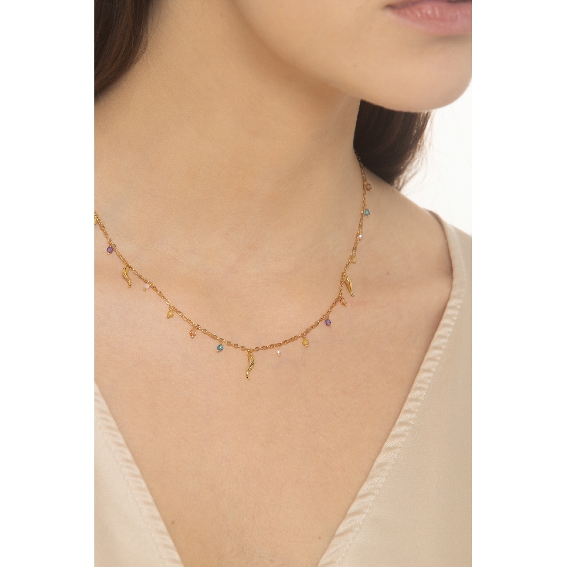 Collier en or jaune 18k avec breloque corne porte bonheur