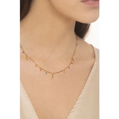 Collier en or jaune 18k avec breloque corne porte bonheur