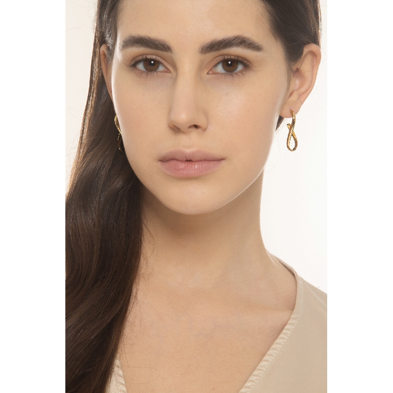 Boucles d’oreilles croisées en or jaune 18k