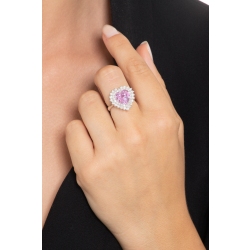 Bague en or blanc 18 carats avec un saphir rose 2