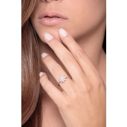 Bague fleur en or blanc 18k diamants  2