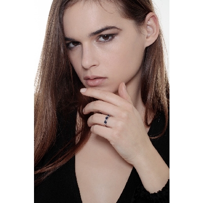 Bague femme avec saphirs bleus et diamants or 750