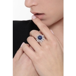 Bague halo diamants en or blanc 18k avec saphir  2