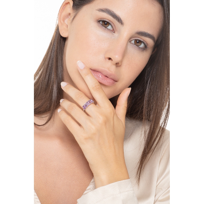 Bague en or blanc 18 carats avec 5 améthystes ovales et diamants 