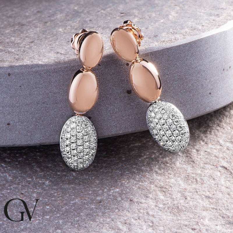 Boucles d’oreilles ovales en or blanc et rose 18k avec pavé de diamants