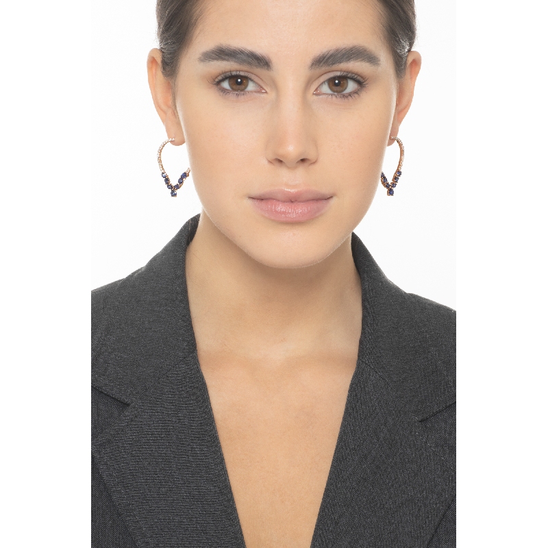 Boucles d'oreilles ovales or rose 18k avec saphirs bleus et diamants