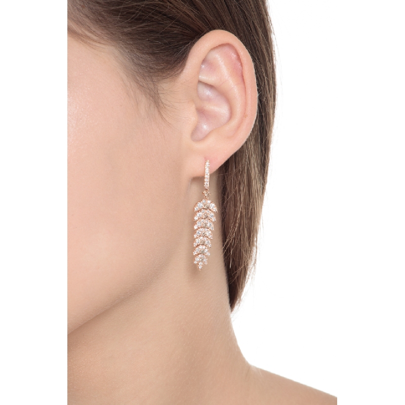 Boucles d’oreilles pendantes plume en or rose 18k avec diamants