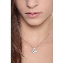 Collier en or blanc 18k avec pendentif papillon et diamants 15 mm 2