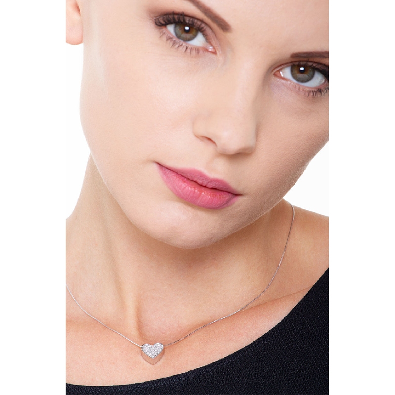 Collier avec pendentif cœur or blanc 18 ct pavé de diamants