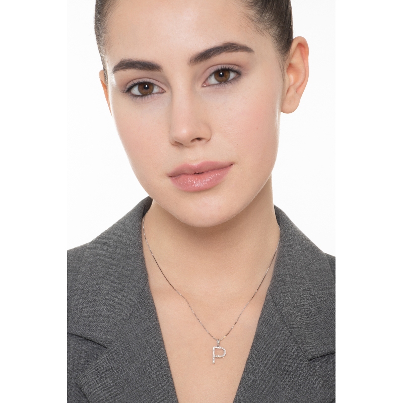 Collier avec lettre  P en or blanc 750 et diamants