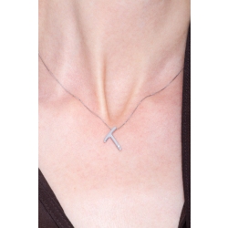 Collier personnalisé lettre T or blanc et diamants 2