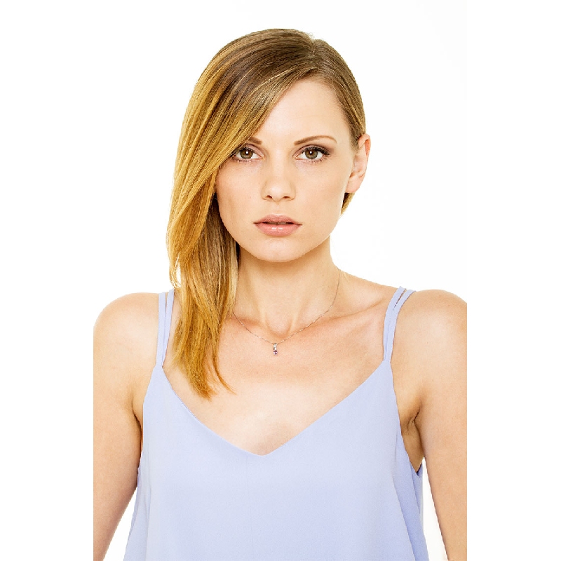 Collier en or blanc 18 carats avec pendentif améthyste ovale et diamants