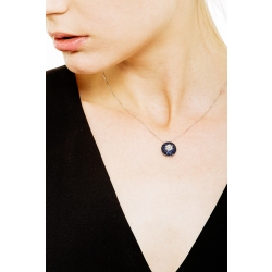 Collier avec pavé de saphirs bleus et diamants en or blanc 18k 2