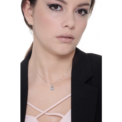 Collier avec Pendentif Petite Fille en Or Blanc 18k avec Diamant 