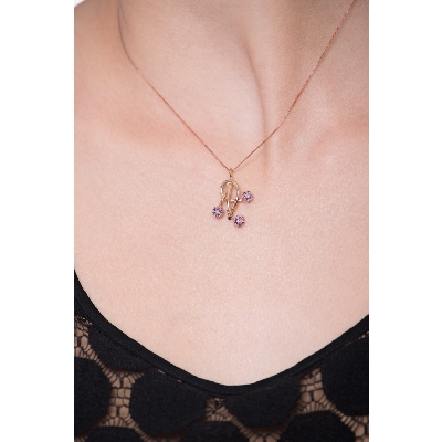 Collier femme en or rose et blanc 18k avec diamants et rubis