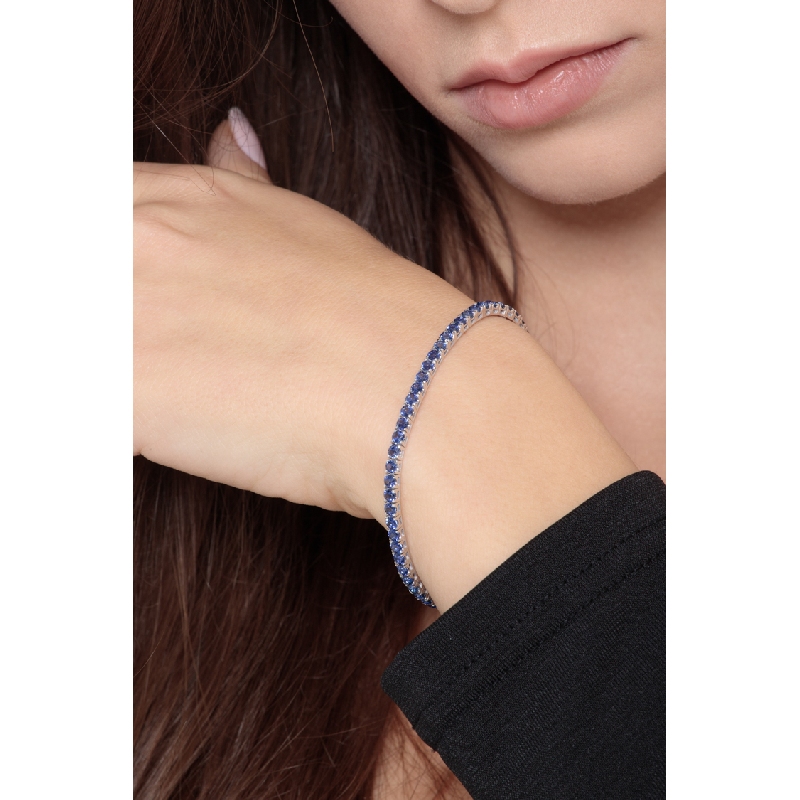 Bracelet  avec saphirs bleus Tennis en or blanc 750 