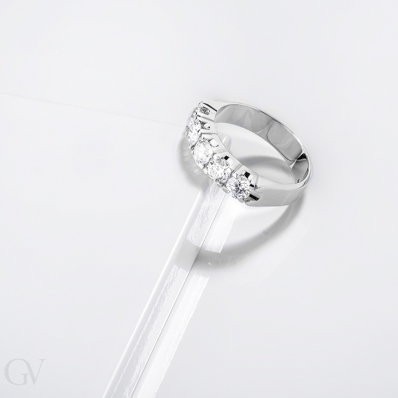 Bague Veretta 5 pierres en or blanc 18k avec diamants