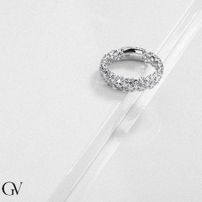 Bague en or blanc 18 carats avec diamants 