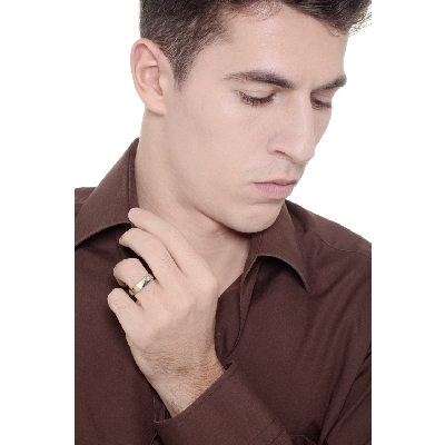 Bague en or jaune et blanc 18k avec zircon