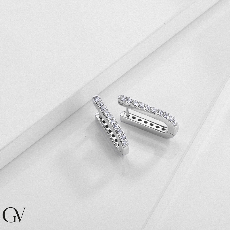 Boucles d’Oreilles Ovales Or Blanc 18k avec Diamants