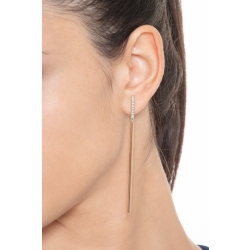 Boucles d’oreilles pendantes en barre en or rose et blanc 18k avec diamants 2