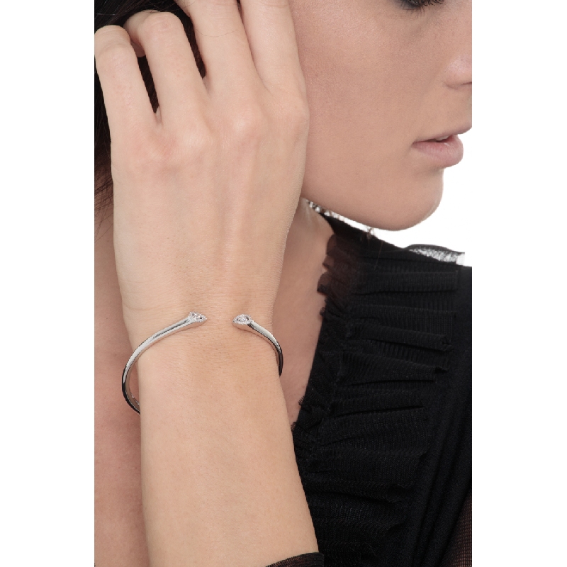 Bracelet or blanc 18k avec diamants aux extrémités