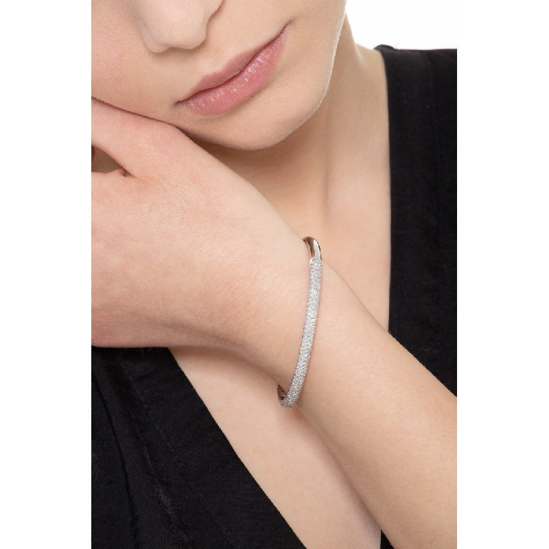 Bracelet rigide en Or Blanc 18k avec pavé de Diamants