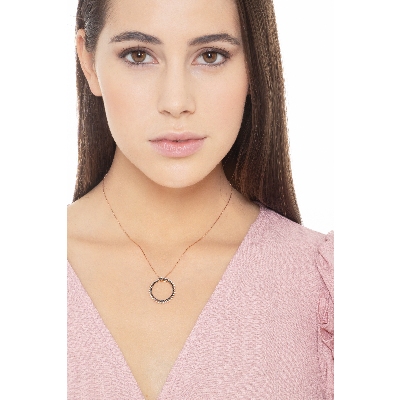 Collier en or rose 18k cercle diamants noirs taille brillante et diamants