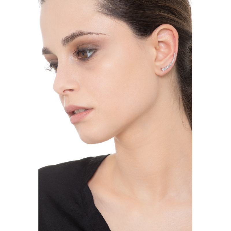 Boucle d'oreille mono en or blanc 18k sertie de diamants, Gauche