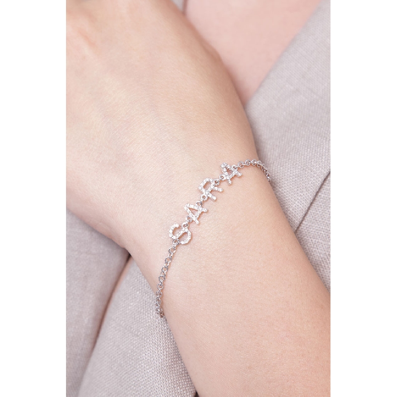 Bracelet avec lettres en or blanc 750 et diamants SARA