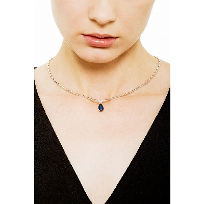 Collier semi-rigide or blanc 18k avec des segments saphir bleu