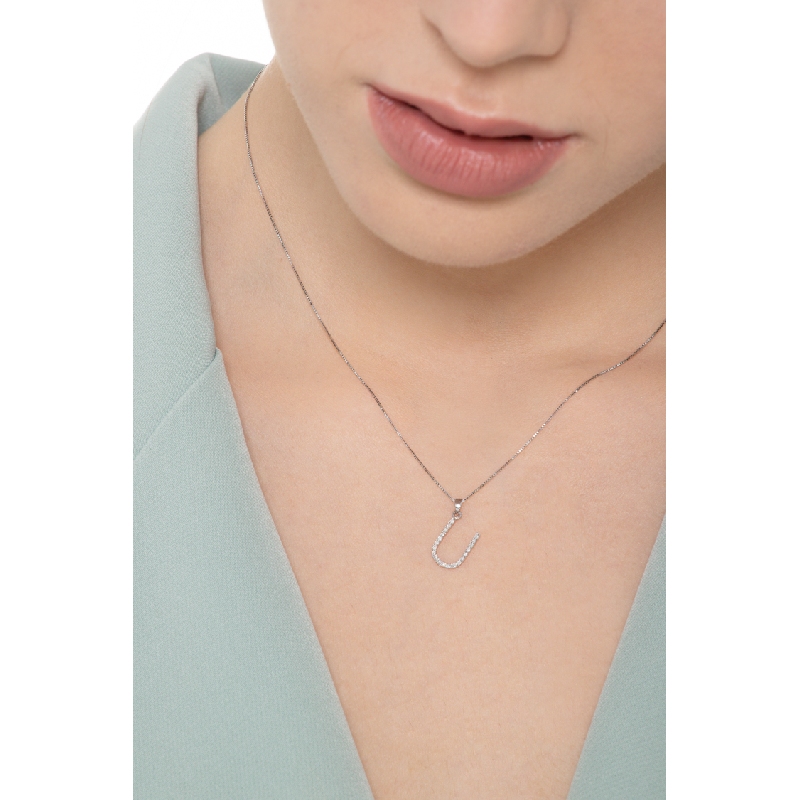 Collier pendentif lettre U en or blanc 18K et diamants