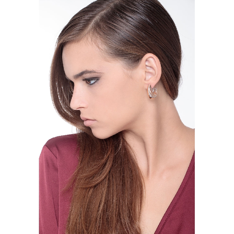 Boucles d'oreilles en or blanc et rose 18k avec diamants 