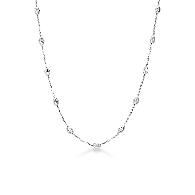 Collier en or blanc 18k avec ovales diamantés