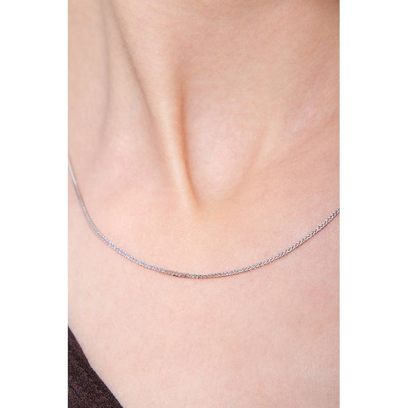 Chaîne en or blanc 18k maille vénitienne