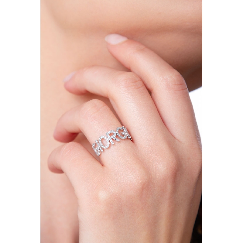 Bague en or blanc 18k avec le prénom GIORGIA serti de diamants
