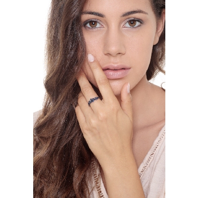 Bague Florale Or Blanc 18k avec Saphirs Bleus