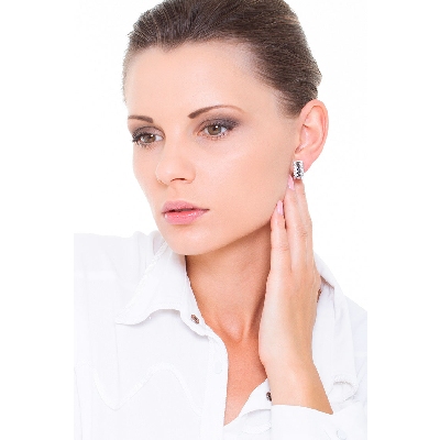 Créoles en Or Blanc 18k avec Diamants Noirs et Blancs