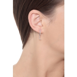 Mono boucle d'oreille en or blanc 18 carats, avec lettre L en diamants 2