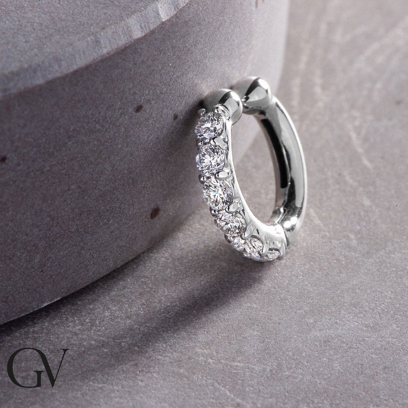 Earcuff en or blanc 18 carats incrustée de diamant ct. 0.30