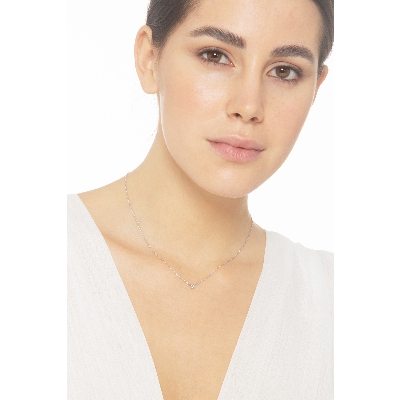 Collier en or blanc 18k avec brillant 0,10 ct