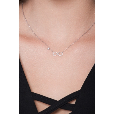 Collier infini en or blanc 18k avec diamants 