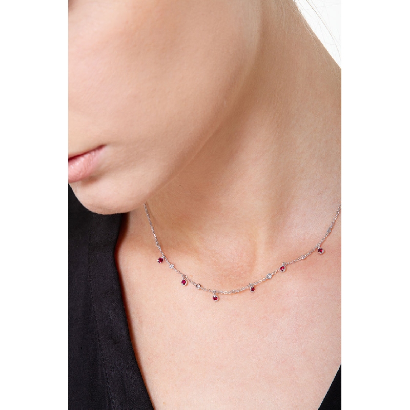 Collier en or blanc 18 carats avec pendentifs goutte rubis et diamants