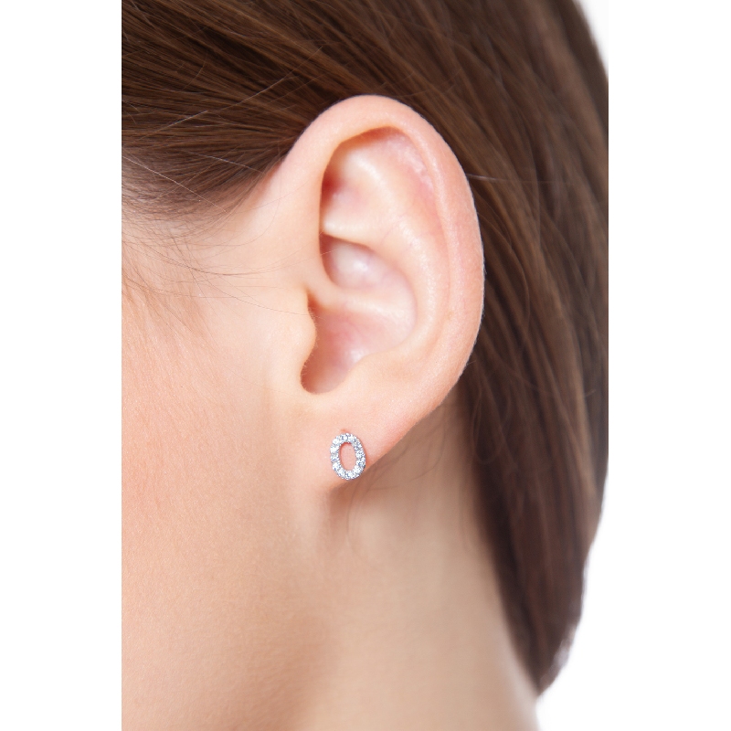 Boucle d'oreille personnalisée lettre O en diamants